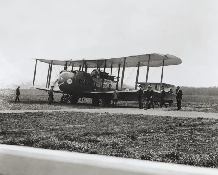 Framed Print : Vickers Vimy Commercial FB-28 Framed Print : Vickers Vimy Commercial FB-28