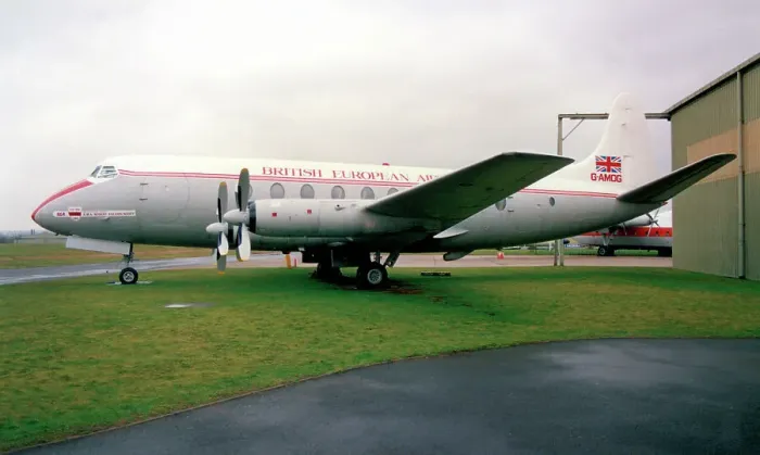 Framed Print : Vickers Viscount 701 G-AMOG Framed Print : Vickers Viscount 701 G-AMOG