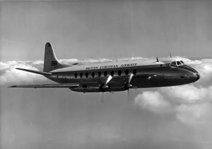 Framed Print : Vickers Viscount 701 G-AMOG Robert Falcon Scott of BEA Framed Print : Vickers Viscount 701 G-AMOG Robert Falcon Scott of BEA