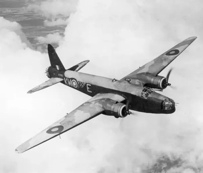 Framed Print : Vickers Wellington III X3763 in flight Framed Print : Vickers Wellington III X3763 in flight