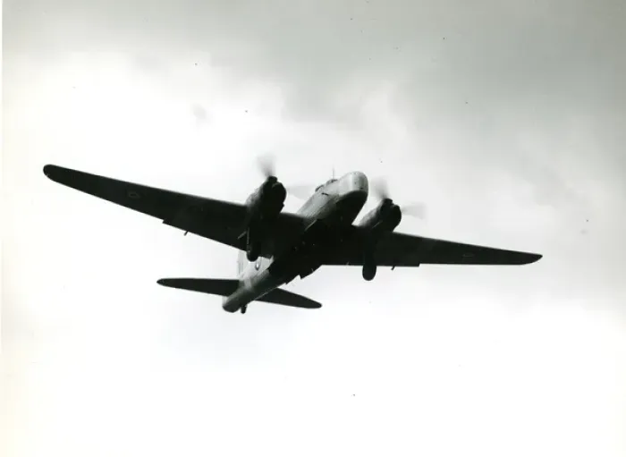 Framed Print : Vickers Wellington TX, MF526, at the 1953 Royal Aeronaut? Framed Print : Vickers Wellington TX, MF526, at the 1953 Royal Aeronaut?