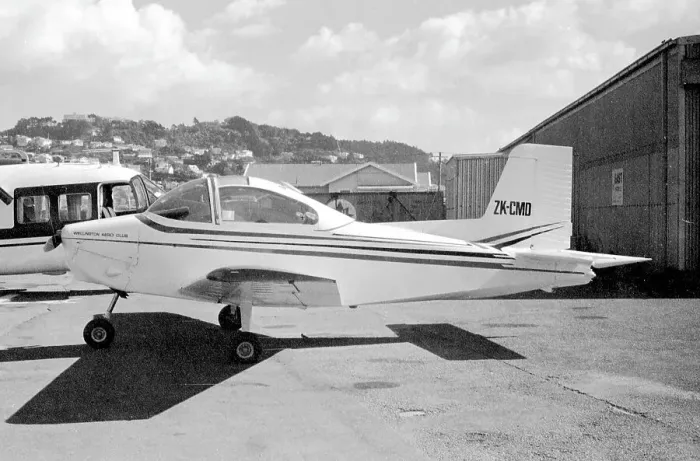 Framed Print : Victa Airtourer 100 ZK-CMD