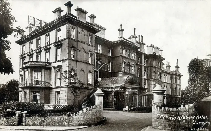 Framed Print : The Victoria and Albert Hotel, Torquay, Devon Framed Print : The Victoria and Albert Hotel, Torquay, Devon
