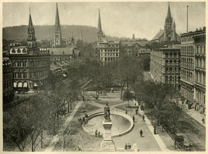 Framed Print : Victoria Square, Montreal in Canada Framed Print : Victoria Square, Montreal in Canada