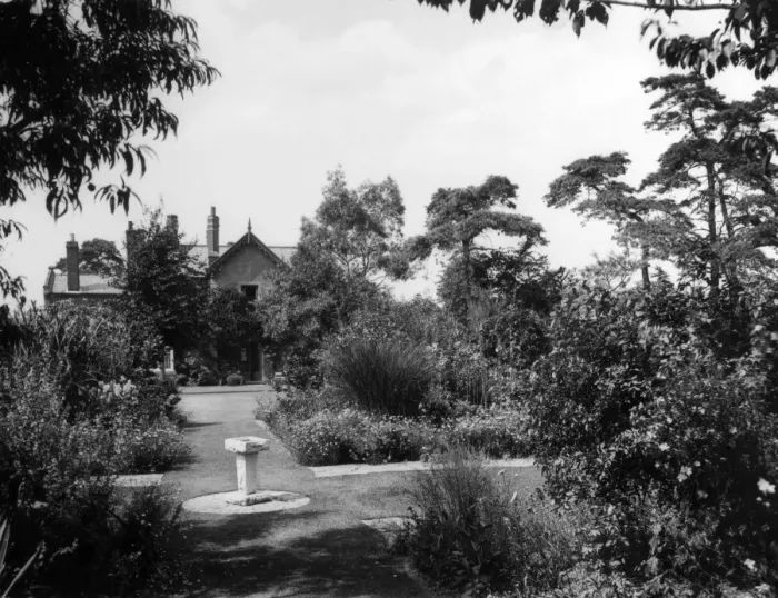 Framed Print : Victorian Garden