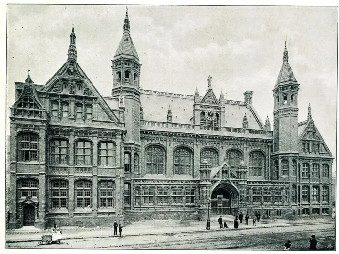 Framed Print : The Victorian Law Courts, Birmingham Framed Print : The Victorian Law Courts, Birmingham