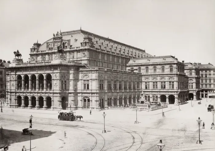 Framed Print : The Vienna State Opera Vienna, Austria Framed Print : The Vienna State Opera Vienna, Austria