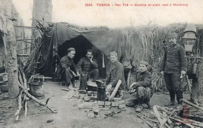 Framed Print : Vietnam - Montrang - French soldiers cooking in the open air Framed Print : Vietnam - Montrang - French soldiers cooking in the open air