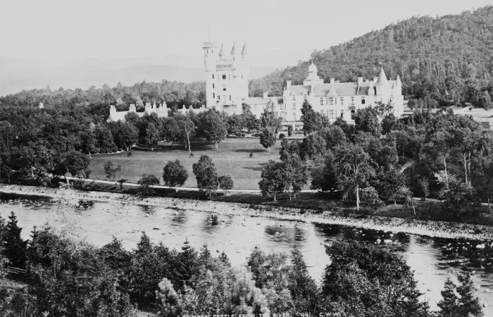Framed Print : View of Balmoral Castle, Scotland
