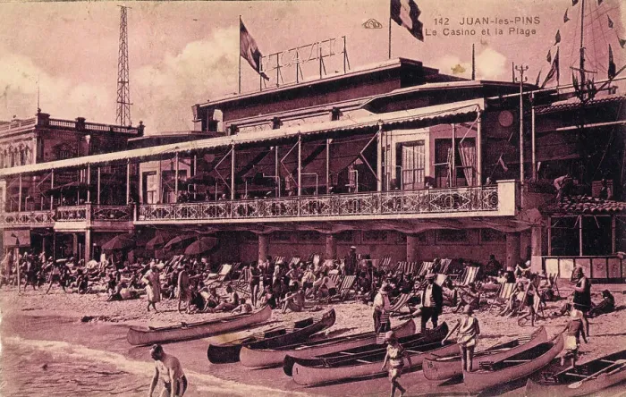 Framed Print : A view of the beach in front of the casino at Juan-le-Pins Framed Print : A view of the beach in front of the casino at Juan-le-Pins
