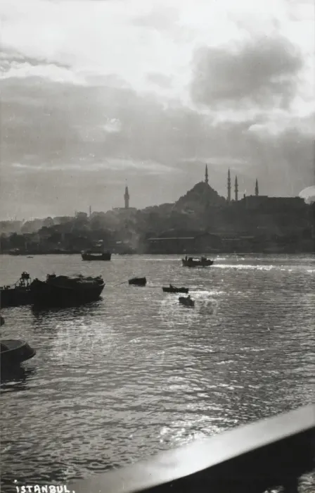 Framed Print : A view across the Bosphorus to Istanbul Framed Print : A view across the Bosphorus to Istanbul