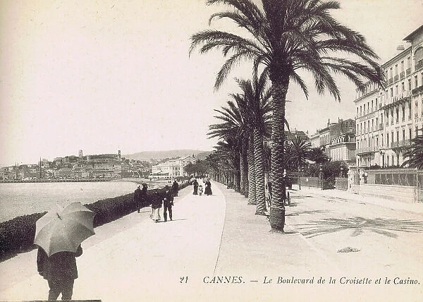 A view of the boulevard de la Croisette at Cannes, 1920s