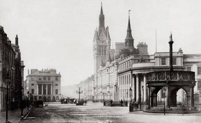 Framed Print : View along Castle Street, Aberdeen, Scotland Framed Print : View along Castle Street, Aberdeen, Scotland