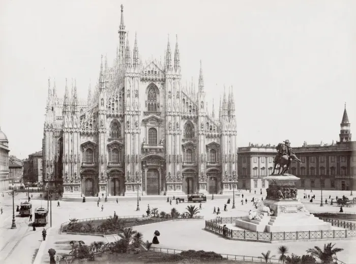 Framed Print : View of the cathedral, Duomo, Milan, Italy Framed Print : View of the cathedral, Duomo, Milan, Italy