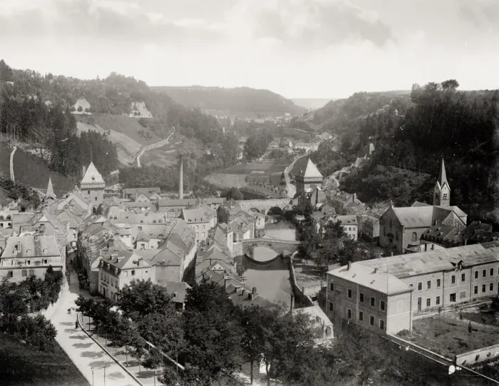 Framed Print : View of the city centre of Luxembourg Framed Print : View of the city centre of Luxembourg
