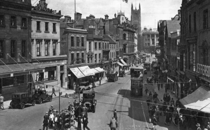 Framed Print : View of the Cornmarket, Derby, on a busy day Framed Print : View of the Cornmarket, Derby, on a busy day