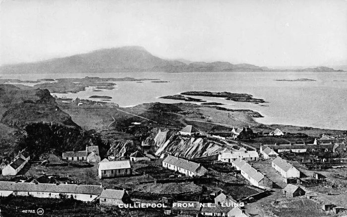 Framed Print : View of Cullipool, Isle of Luing, Scotland Framed Print : View of Cullipool, Isle of Luing, Scotland