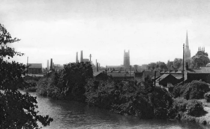 Framed Print : View of Derby from across the River Derwent Framed Print : View of Derby from across the River Derwent