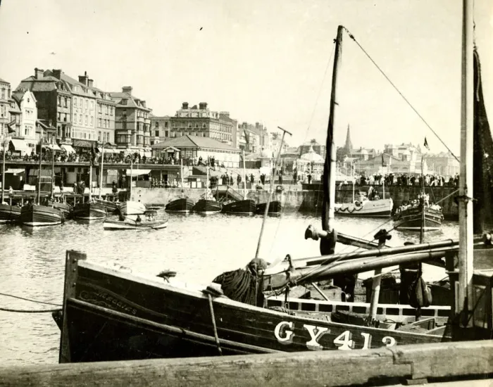 Framed Print : View of Great Yarmouth, Norfolk Framed Print : View of Great Yarmouth, Norfolk