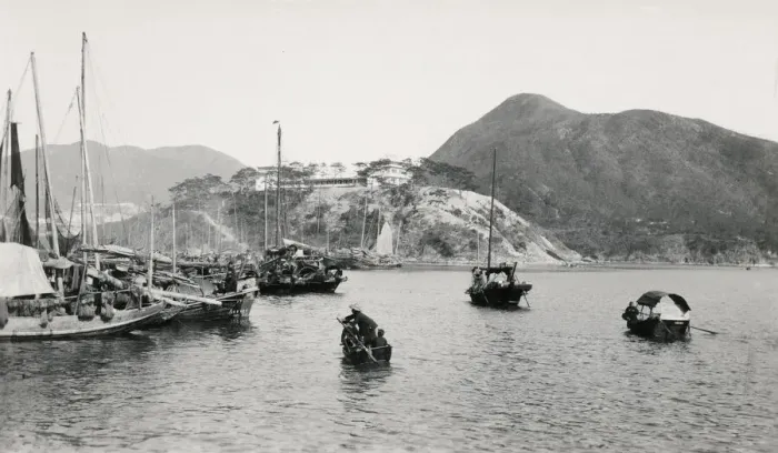 Framed Print : View at Hong Kong, boats Framed Print : View at Hong Kong, boats