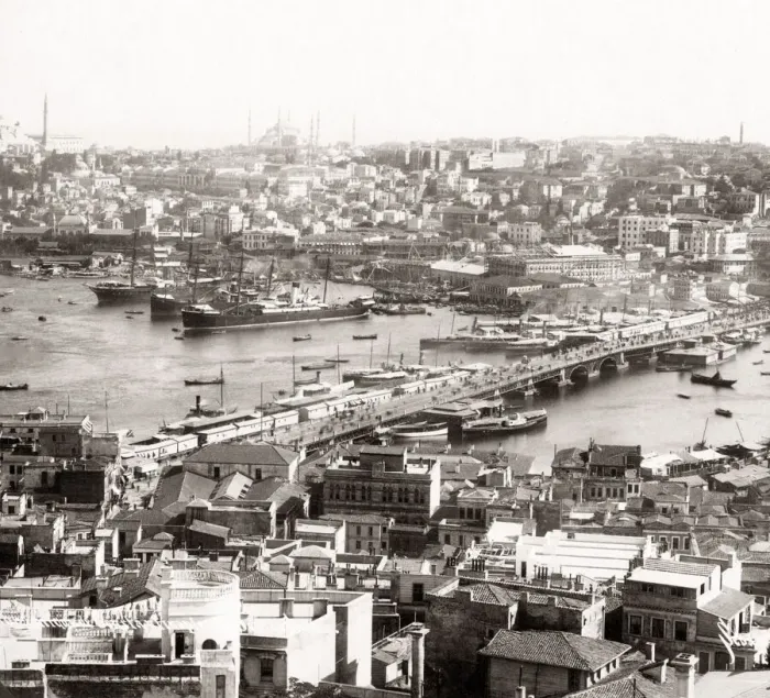 Framed Print : View of Istlanbul, Galata bridge shipping, Turkey, c. 1890 Framed Print : View of Istlanbul, Galata bridge shipping, Turkey, c. 1890