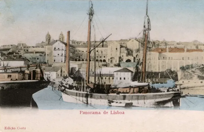 Framed Print : View of Lisbon from the Tagus River, Portugal Framed Print : View of Lisbon from the Tagus River, Portugal
