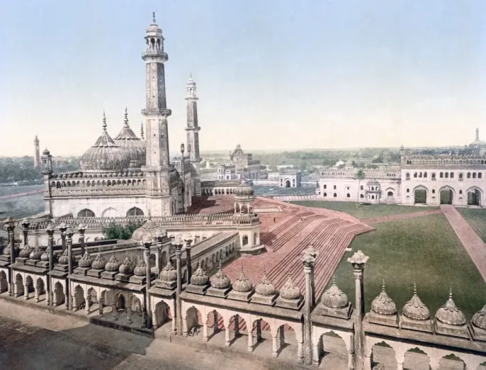 Framed Print : View of mosque at Lucknow, India, circa 1890s Framed Print : View of mosque at Lucknow, India, circa 1890s