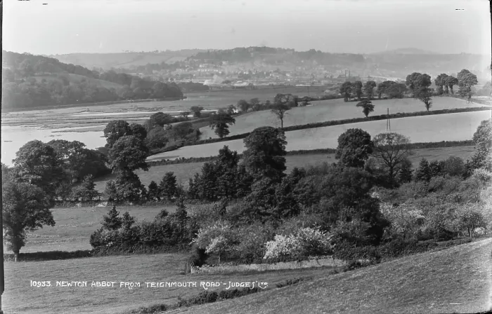 Framed Print : View of Newton Abbot from Teignmouth Road