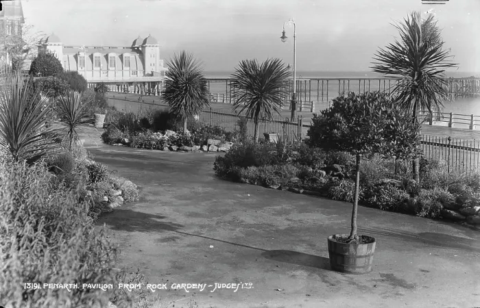 Framed Print : View of Penarth Pavilion from the Rock Garden Framed Print : View of Penarth Pavilion from the Rock Garden
