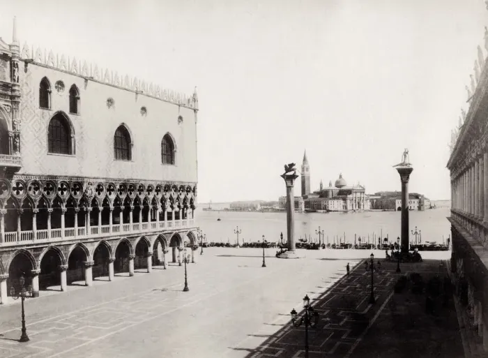 Framed Print : View across the Piazzetta, Venice, Italy Framed Print : View across the Piazzetta, Venice, Italy