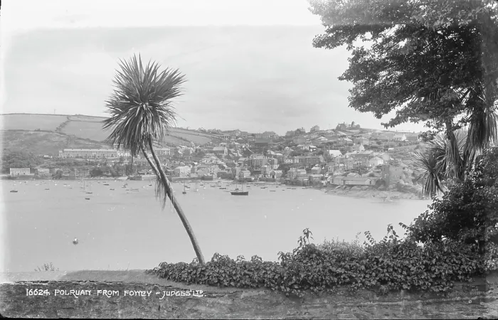 Framed Print : View of Polruan from Fowey Framed Print : View of Polruan from Fowey