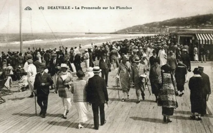 Framed Print : A view of the Promedade at Deauville Framed Print : A view of the Promedade at Deauville