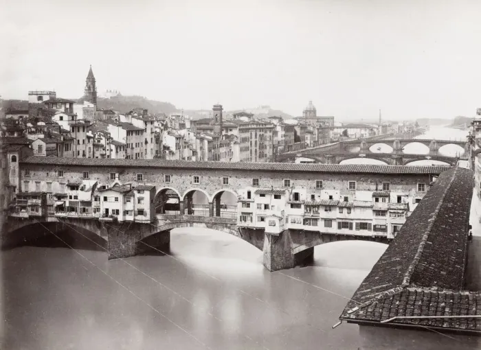 Framed Print : View river Arno of the Ponte Vecchio, Florence, Italy Framed Print : View river Arno of the Ponte Vecchio, Florence, Italy