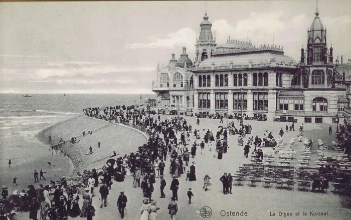 Framed Print : A view of the seafront at Ostend in front of the Kursall Framed Print : A view of the seafront at Ostend in front of the Kursall