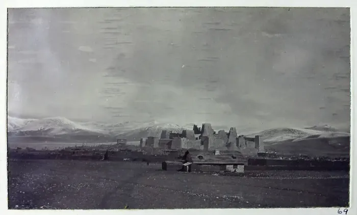 Framed Print : View of the town of Phari, Yadong County, on the Tibet border (the building is a Dzong, or fortified monastery), from a fascinating album which reveals new details on a little-known campaign in which a British military force brushed aside Tibetan Framed Print : View of the town of Phari, Yadong County, on the Tibet border (the building is a Dzong, or fortified monastery), from a fascinating album which reveals new details on a little-known campaign in which a British military force brushed aside Tibetan