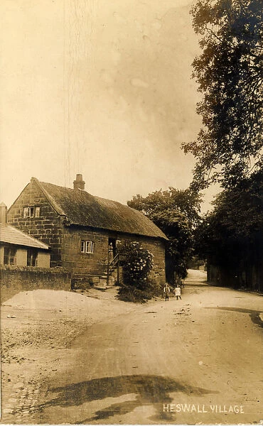 The Village, Heswall, Wirral, Birkenhead, Lancashire, England. Date: 1910s