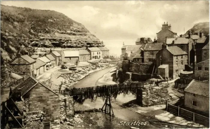 Framed Print : The Village, Staithes, Yorkshire Framed Print : The Village, Staithes, Yorkshire