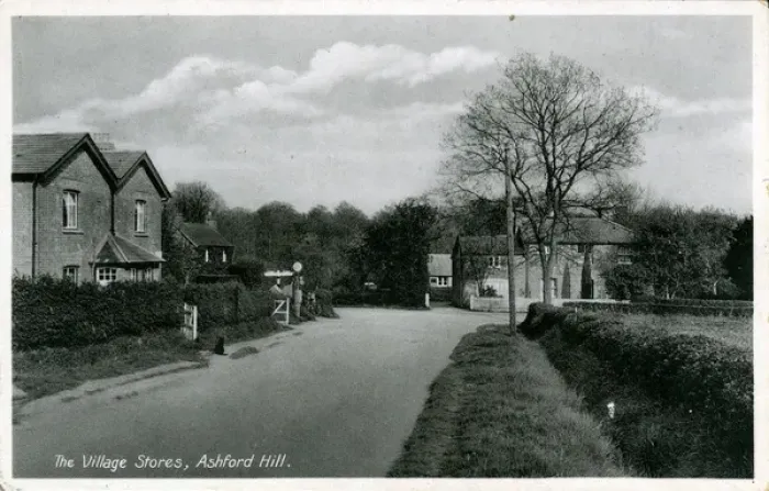 Framed Print : The Village Stores, Ashford Hill, Hampshire Framed Print : The Village Stores, Ashford Hill, Hampshire
