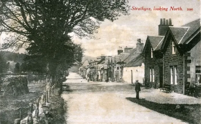Framed Print : The Village, Strathyre, Stirlingshire Framed Print : The Village, Strathyre, Stirlingshire
