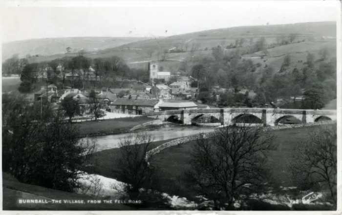 Framed Print : The Village (TIFF), Burnsall, Yorkshire Framed Print : The Village (TIFF), Burnsall, Yorkshire