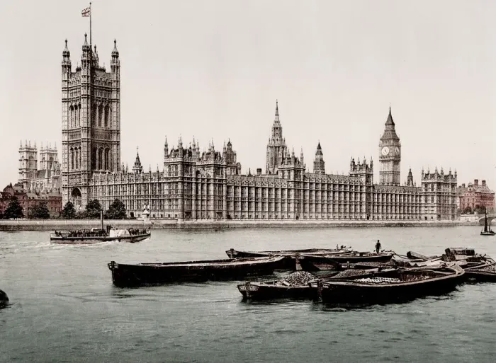 Framed Print : Vintage 19th century / 1900 photograph: Palace of Westminster, Houses of Parliament Framed Print : Vintage 19th century / 1900 photograph: Palace of Westminster, Houses of Parliament