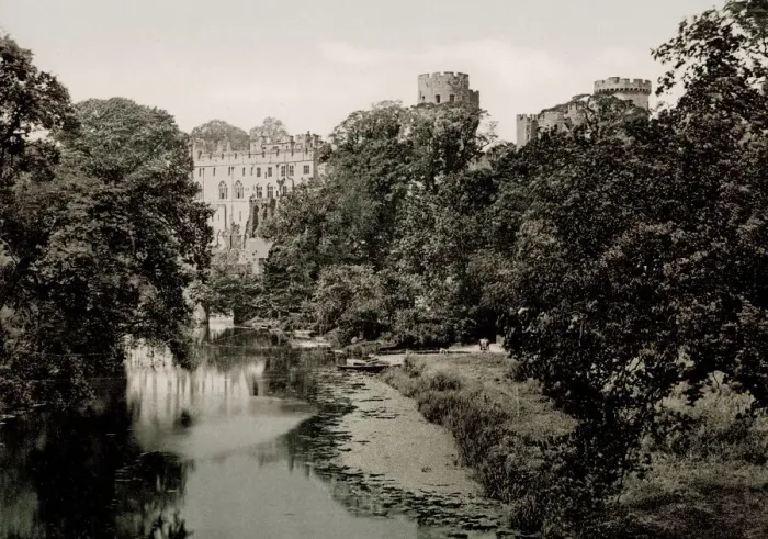 Framed Print : Vintage 19th century / 1900 photograph: Warwick Castle, England Framed Print : Vintage 19th century / 1900 photograph: Warwick Castle, England