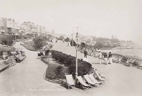 Vintage 19th century photograph: beach and waterfront at Broadstairs, Kent