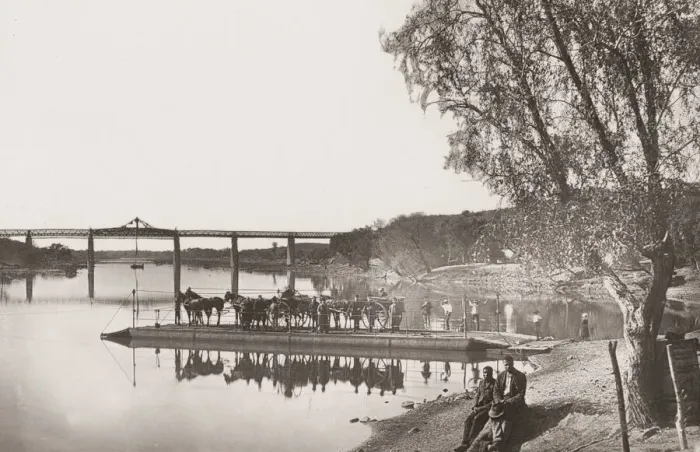 Framed Print : Vintage 19th century photograph: Barkly Bridge, Vaal River, South Africa Framed Print : Vintage 19th century photograph: Barkly Bridge, Vaal River, South Africa