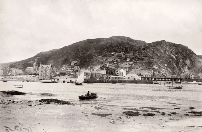 Framed Print : Vintage 19th century photograph - United Kingdom - Barmouth, beach and sea with boats