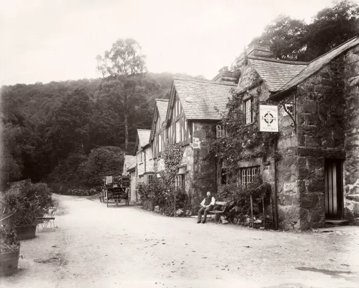 Framed Print : Vintage 19th century photograph - United Kingdom - Tyn-Y-Groes hotel Wales Framed Print : Vintage 19th century photograph - United Kingdom - Tyn-Y-Groes hotel Wales