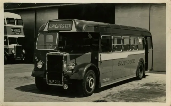Framed Print : Vintage Bus to Chichester Framed Print : Vintage Bus to Chichester