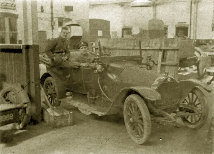 Framed Print : Vintage Car (awaiting identification) Framed Print : Vintage Car (awaiting identification)