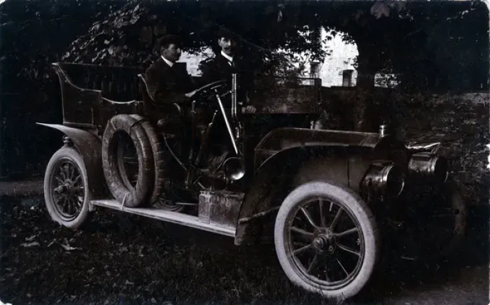 Framed Print : Vintage Car (awaiting identification), Britain Framed Print : Vintage Car (awaiting identification), Britain