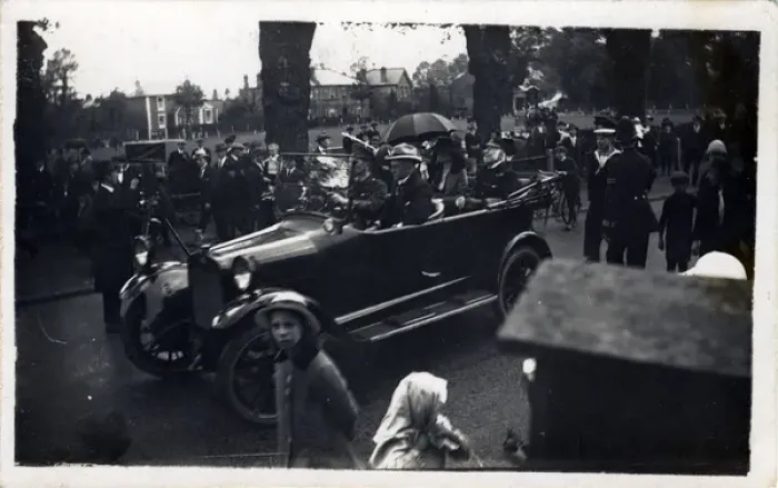 Framed Print : Vintage Car (awaiting identification), Britain Framed Print : Vintage Car (awaiting identification), Britain